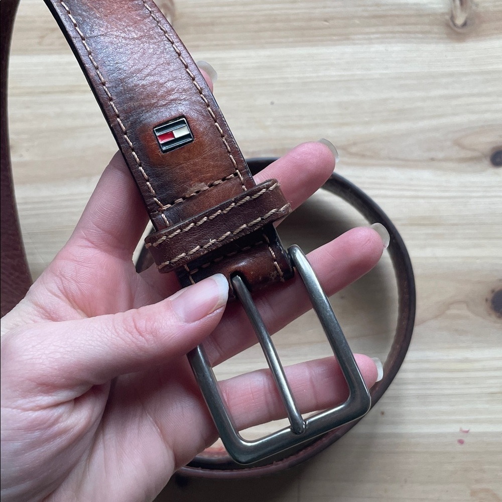 Hilfiger Brown Leather Men's Belt - Picture 3 of 11